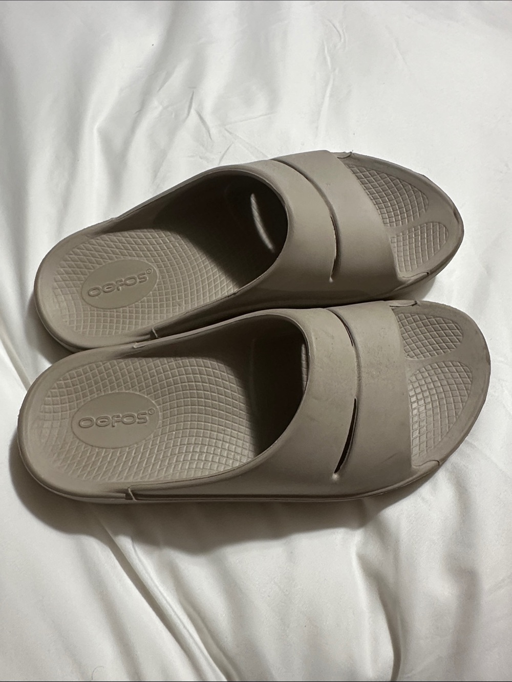 OOFOS Women's Slide Sandals in Taupe Beige